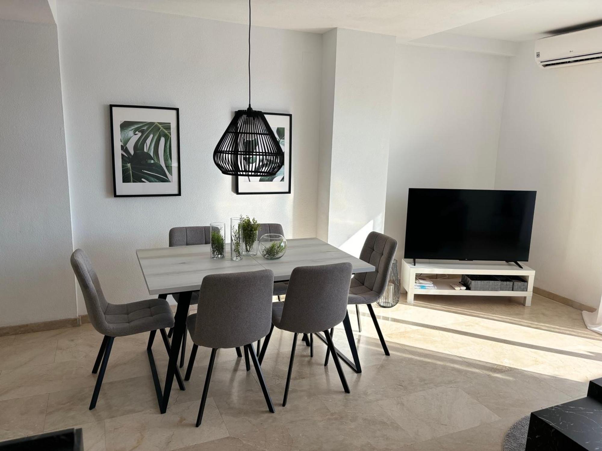 Appartement 2 Bedroom Duplex I